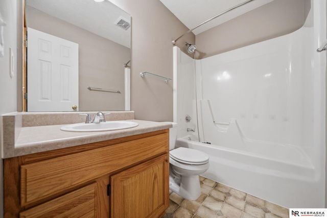 2011 Sawyer Place, Lincoln, NE 68505