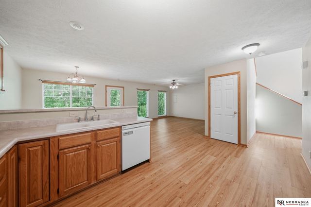 2011 Sawyer Place, Lincoln, NE 68505