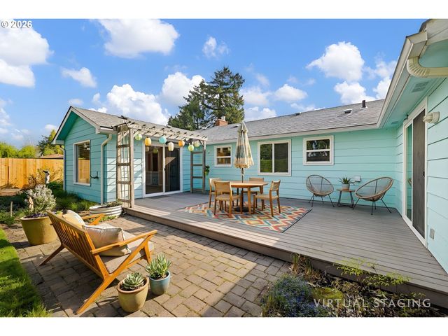 1666 EVERGREEN Dr, Eugene, OR 97404