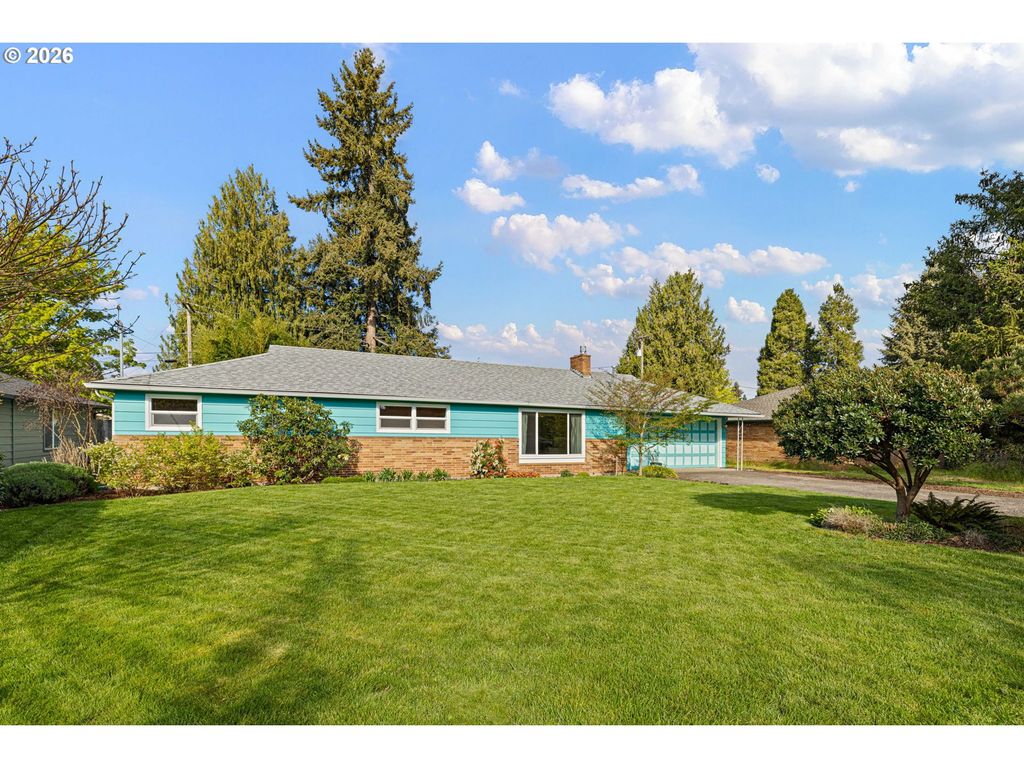 1666 EVERGREEN Dr, Eugene, OR 97404