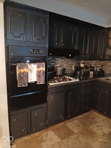 1961 Schwier Drive, Indianapolis, IN 46229