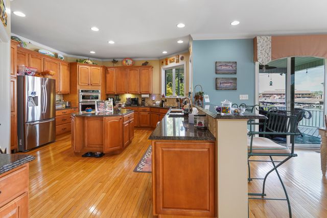 544 Woodbrook RD, Moneta, VA 24121