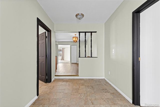 20156 Midway Avenue, Southfield, MI 48075