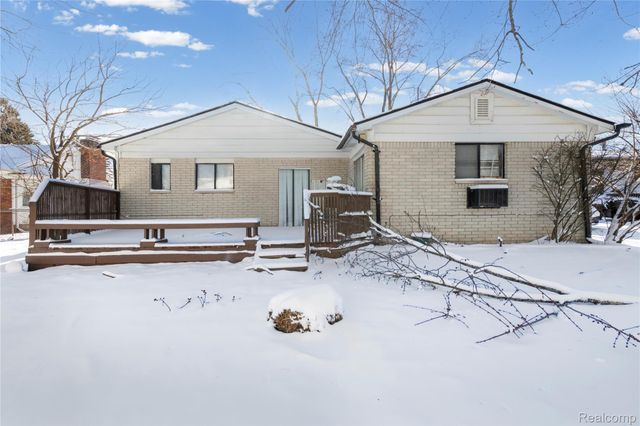 20156 Midway Avenue, Southfield, MI 48075