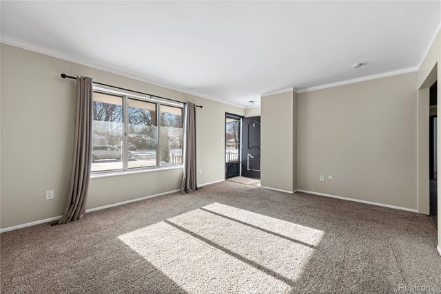 20156 Midway Avenue, Southfield, MI 48075