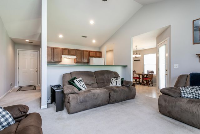 1703 OSAGE DR, Columbia, MO 65202