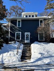 437 Rosewood Avenue SE, Grand Rapids, MI 49506