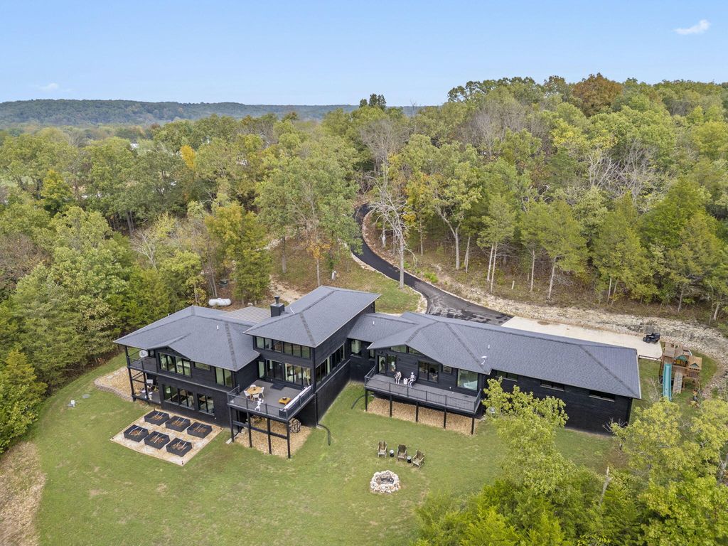 8890 E State Highway Ad, Rogersville, MO 65742