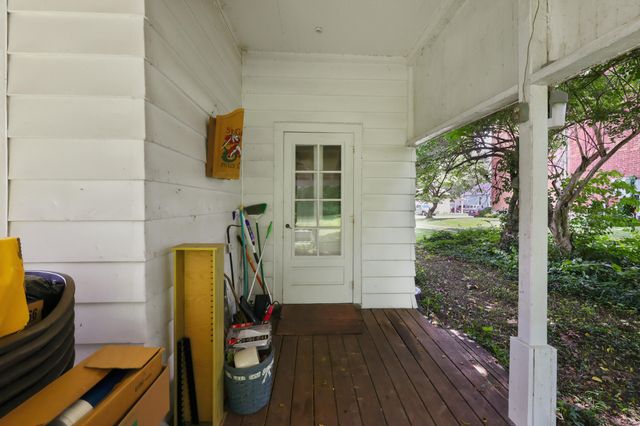 31 15th Street, Paris, KY 40361