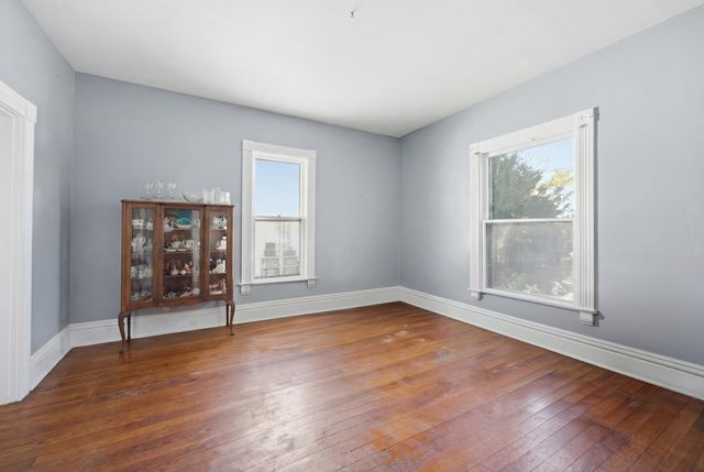 31 15th Street, Paris, KY 40361