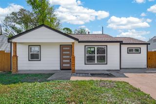 3209 Mccrarey Drive, Houston, TX 77088