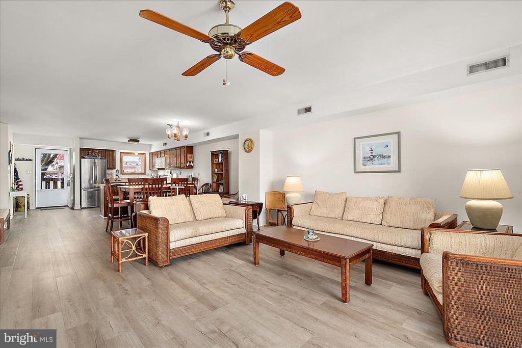 Image 16 of property listing at 102-G 120TH ST, Ocean City, MD 21842