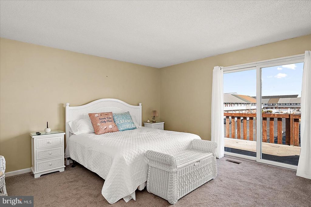 Image 28 of property listing at 102-G 120TH ST, Ocean City, MD 21842