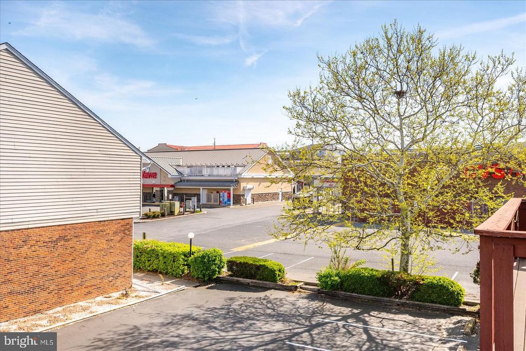 Image 42 of property listing at 102-G 120TH ST, Ocean City, MD 21842