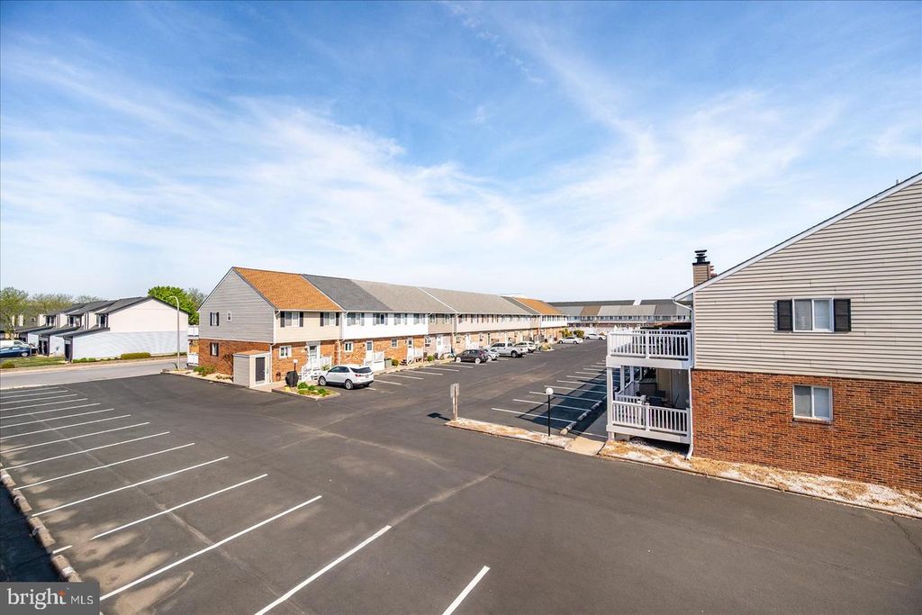 Image 45 of property listing at 102-G 120TH ST, Ocean City, MD 21842