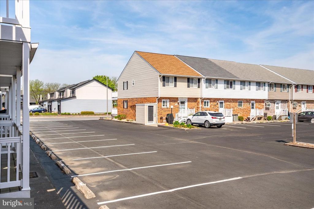 Image 51 of property listing at 102-G 120TH ST, Ocean City, MD 21842