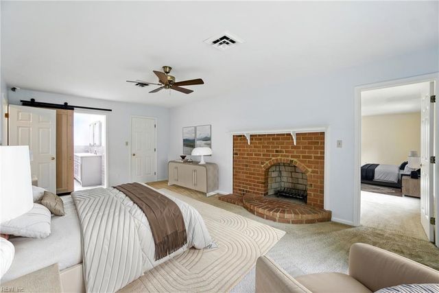 300 Windlesham DR, Chesapeake, VA 23322