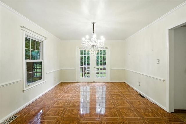 300 Windlesham DR, Chesapeake, VA 23322