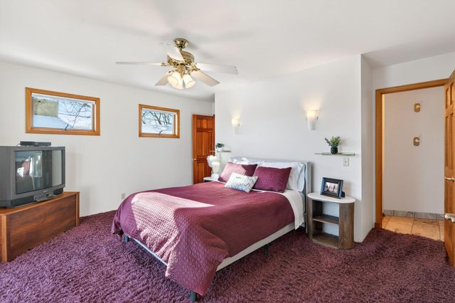 55 Interlachen Drive, Tonka Bay, MN 55331