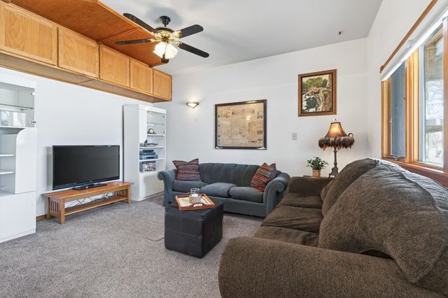 55 Interlachen Drive, Tonka Bay, MN 55331