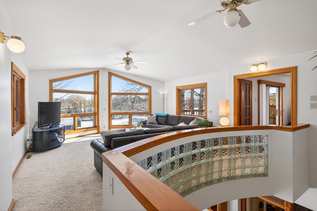 55 Interlachen Drive, Tonka Bay, MN 55331