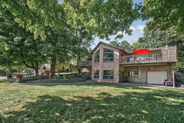 55 Interlachen Drive, Tonka Bay, MN 55331