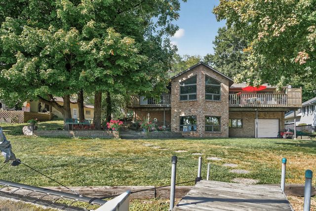 55 Interlachen Drive, Tonka Bay, MN 55331