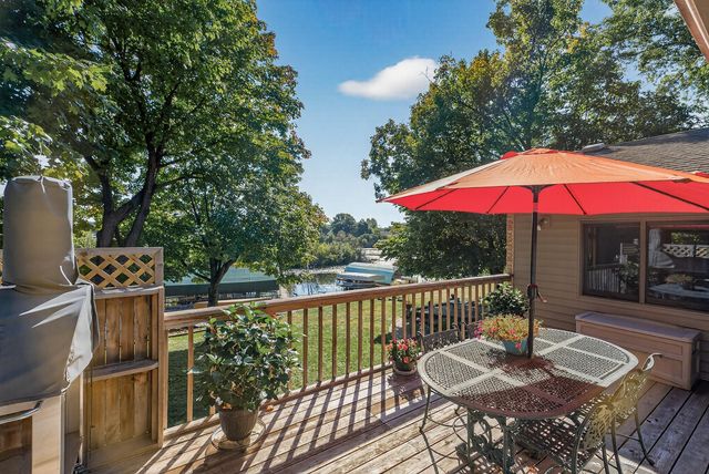 55 Interlachen Drive, Tonka Bay, MN 55331