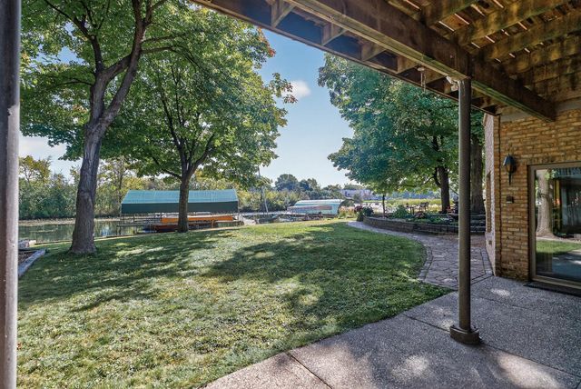 55 Interlachen Drive, Tonka Bay, MN 55331