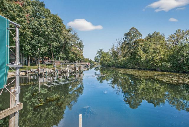 55 Interlachen Drive, Tonka Bay, MN 55331