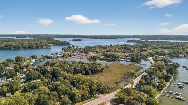 55 Interlachen Drive, Tonka Bay, MN 55331