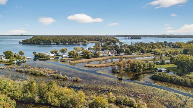 55 Interlachen Drive, Tonka Bay, MN 55331