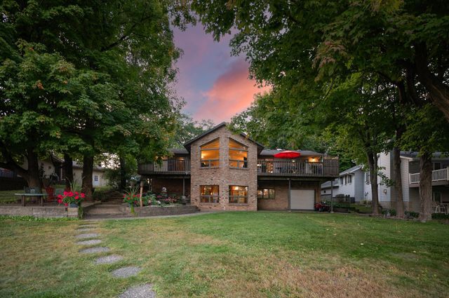 55 Interlachen Drive, Tonka Bay, MN 55331