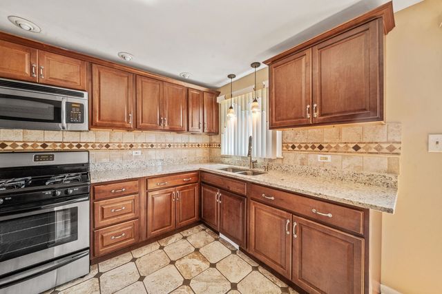 1329 Buffalo Avenue, Calumet City, IL 60409