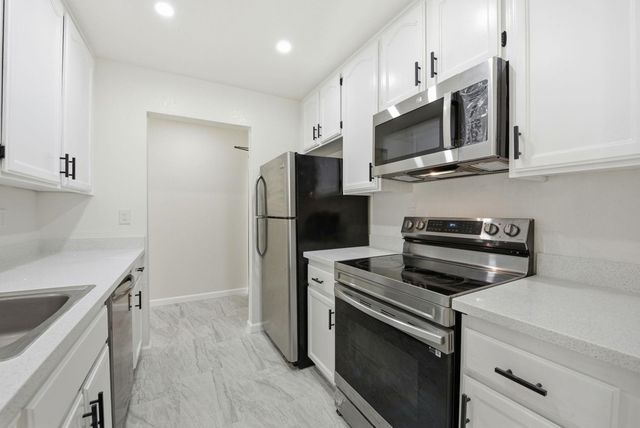 39997 Cedar Blvd 248, Newark, CA 94560