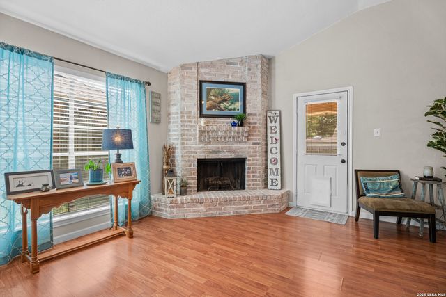 7900 FOREST XING, Live Oak, TX 78233
