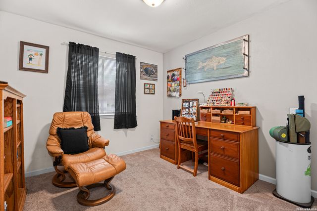 7900 FOREST XING, Live Oak, TX 78233