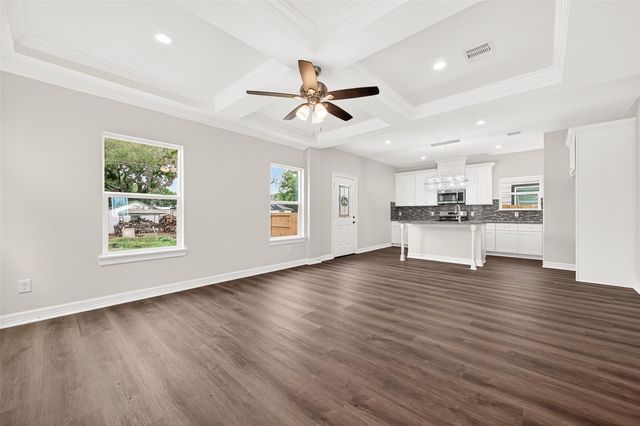 418 4th Street, Beasley, TX 77417