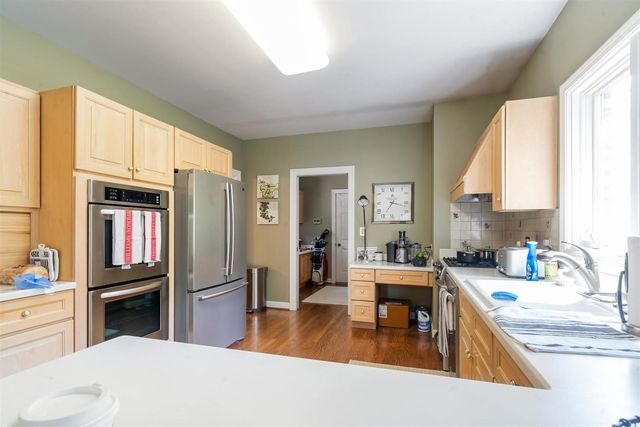 25 Lake Ridge Club Drive, Burr Ridge, IL 60527