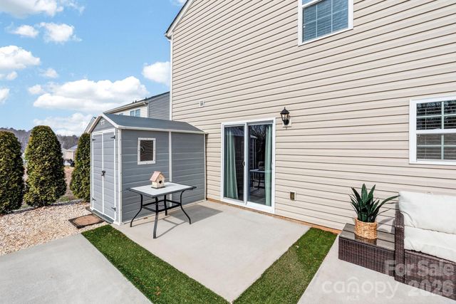 405 Bennington Drive, Stanley, NC 28164