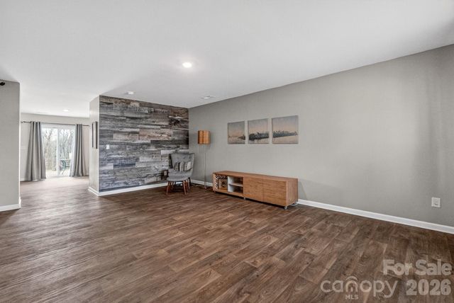 405 Bennington Drive, Stanley, NC 28164