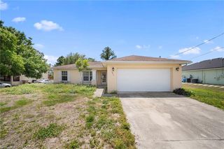 3213 17th ST SW, Lehigh Acres, FL 33976