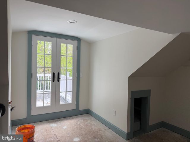 9 COLLEGE AVE, Annapolis, MD 21401