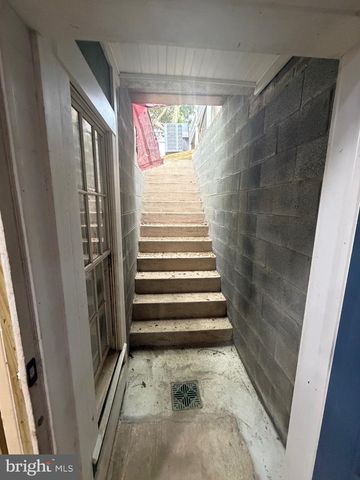 9 COLLEGE AVE, Annapolis, MD 21401