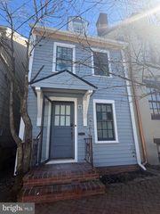 9 COLLEGE AVE, Annapolis, MD 21401