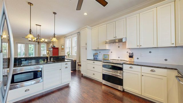 200 12th St, St Augustine, FL 32080