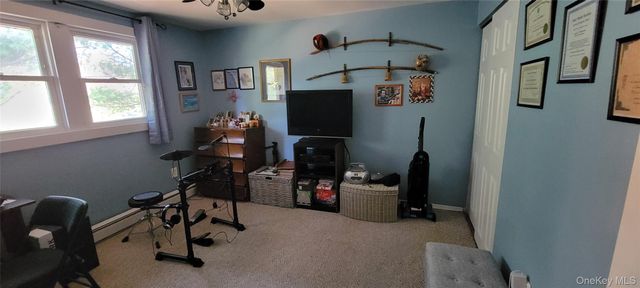 404 Parr Meadow Drive 4D, Newburgh, NY 12550