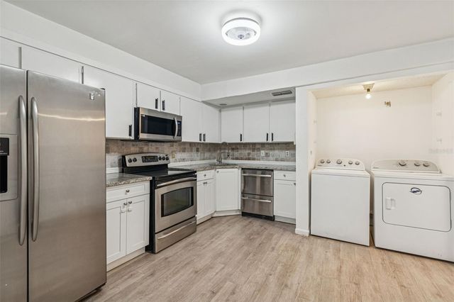 1930 GREGORY DRIVE, Tampa, FL 33613