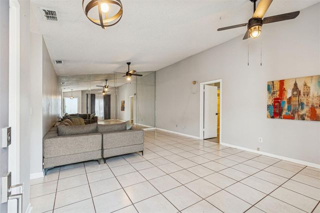 1930 GREGORY DRIVE, Tampa, FL 33613