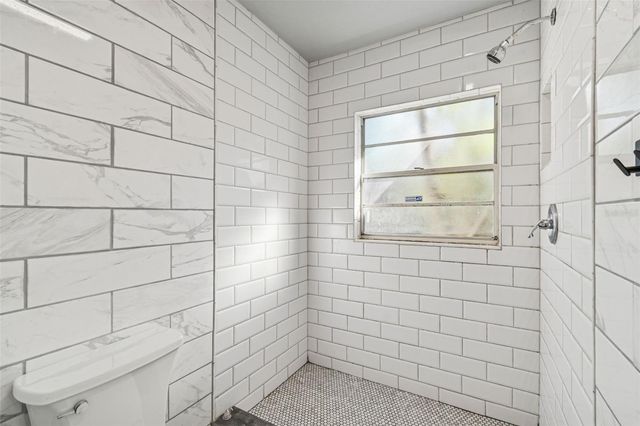 1930 GREGORY DRIVE, Tampa, FL 33613